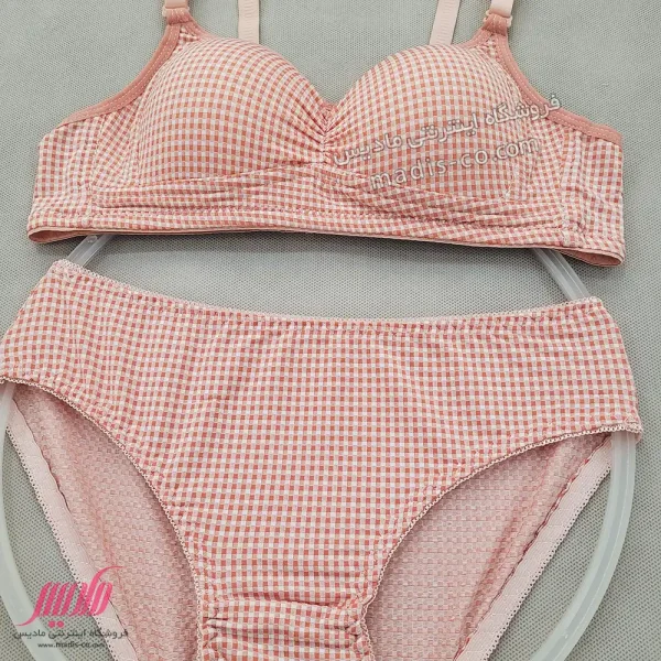 ست دخترانه اسفنجی نخی چهارخونه گلبهی